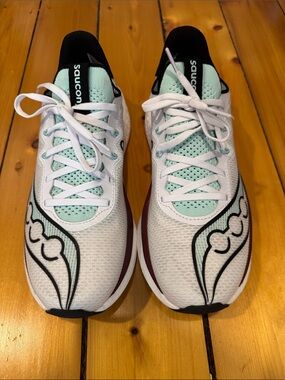 Saucony Mens Endorphin Pro 5 Running Sneakers